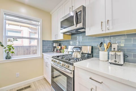 Kitchen | Drip Coffee Maker w/ Complimentary Tea & Coffee