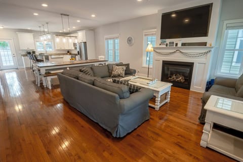 Main Level | Living Room