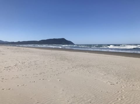 Beach nearby, sun loungers