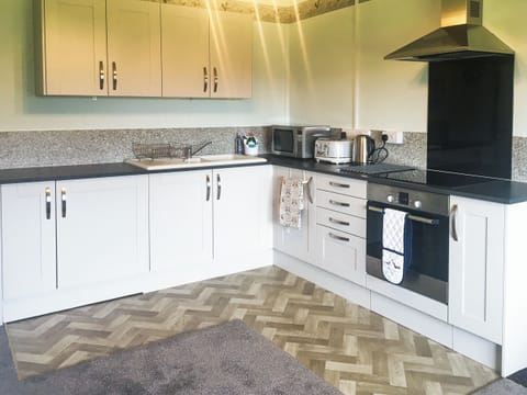 Kitchen area | Little Folly, Winsford