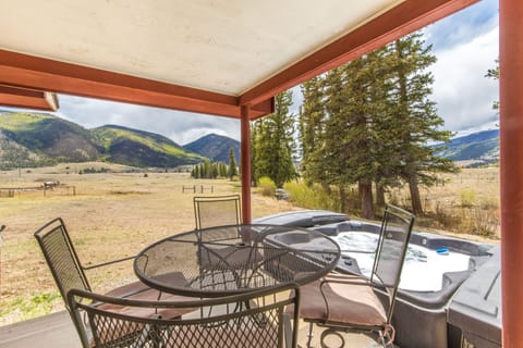 Private Hot Tub and patio