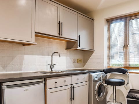 Kitchen | Coopers Townhouse, Weston Super Mare