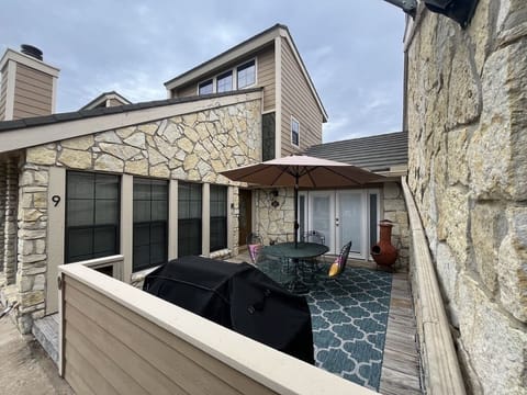 Patio Area with gas BBQ Grill