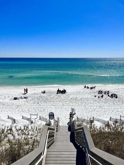 Beach nearby, sun loungers, beach towels