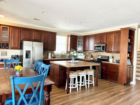 Open floor plan and large island perfect for entertaining!