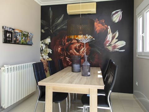 Sky, Plant, Building, Property, Window, Tree, Slope, Land Lot, House, Urban Design