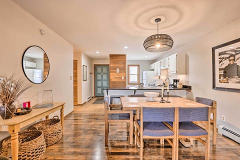 Dining Area | Free WiFi | Smart TV