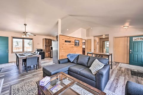 Living Room | Sleeper Sofa