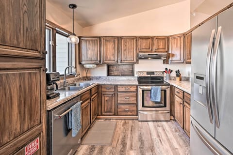 Kitchen | Fully Equipped | Cooking Basics