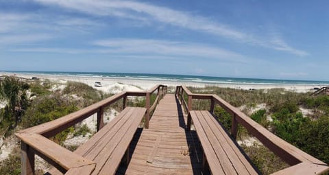 Beach nearby, beach towels