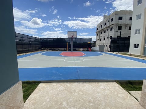 Sport court