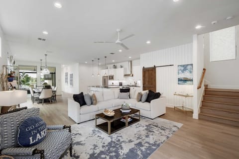 Open concept floor plan with views to the lake throughout