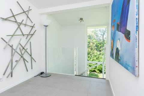 Entrance / Reception