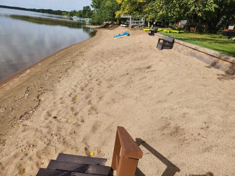 Beach nearby, sun loungers