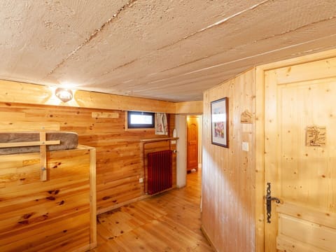 Furniture, Cabinetry, Wood, Drawer, Flooring, Wood Stain, Floor, Chest Of Drawers, House, Hardwood