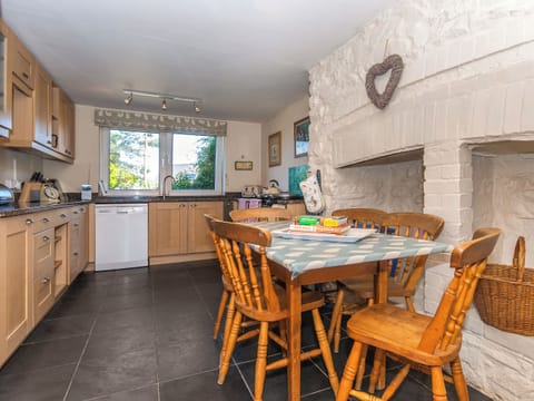 Dining Area | Crug y Felin, Ceibwr Cove