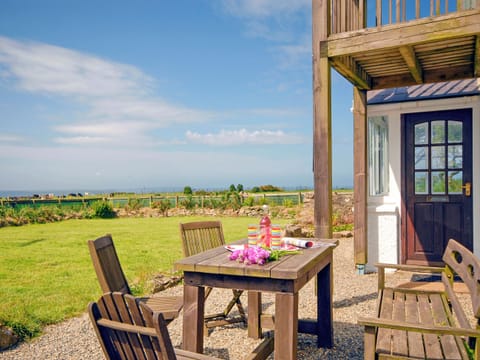 Outdoor area | Rogeston Mount, Haverfordwest