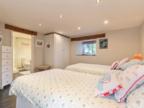 Bedroom | The Old Cowshed, St Ishmael’s, near Haverfordwest
