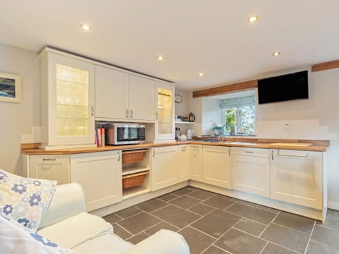 Kitchen area | The Old Cowshed, St Ishmael’s, near Haverfordwest