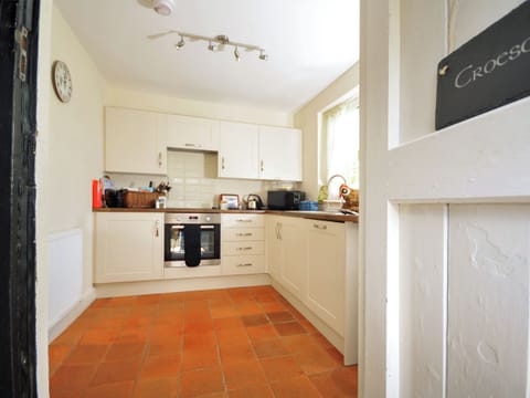 Kitchen area | Bryn Araul, Near Dolgellau
