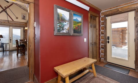 CH 13 Bandit Way, Entry, 3