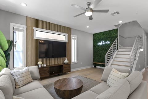 Living area | Smart TV