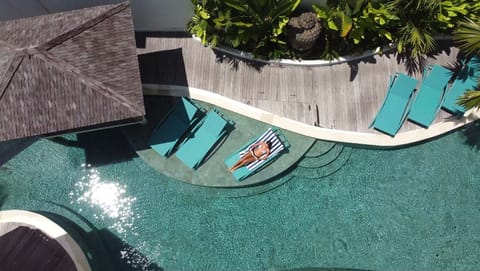 BERAWA,2 next door villas 13 Bedrooms, Big groups up to 28 pax Villa in North Kuta