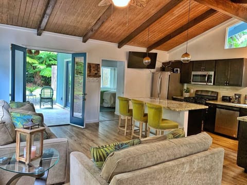 Full Kitchen with Appliances