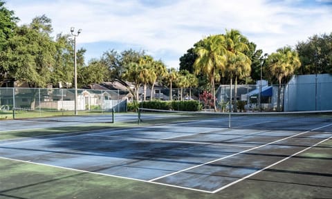 
✔ Community Pool

✔ Community Tennis Courts