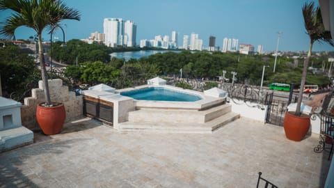 Indoor pool, outdoor pool