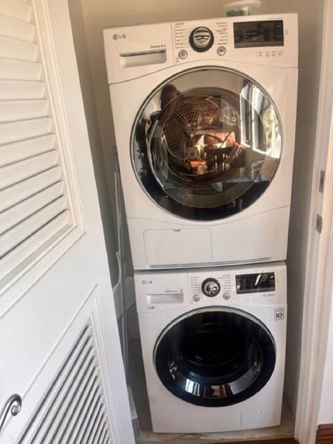 Washer and Dryer located in the villa