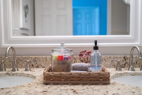 Combined shower/tub, hair dryer, towels, soap