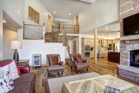 Open floor plan of Living room, Kitchen and Dining room.