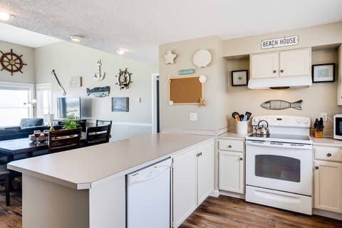 Plenty of room to cook up your favorite dish!