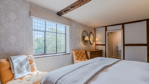 Bedroom One, The Hunting Lodge at Ragley Estate, Bolthole Retreats