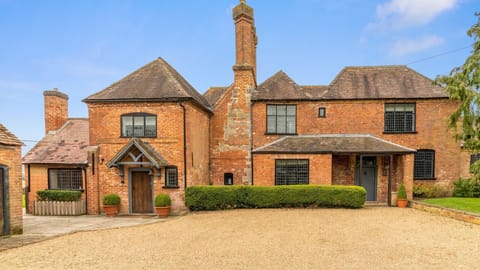 Front View, The Hunting Lodge at Ragley Estate, Bolthole Retreats
