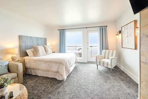 Welcome to 217, Beach Please