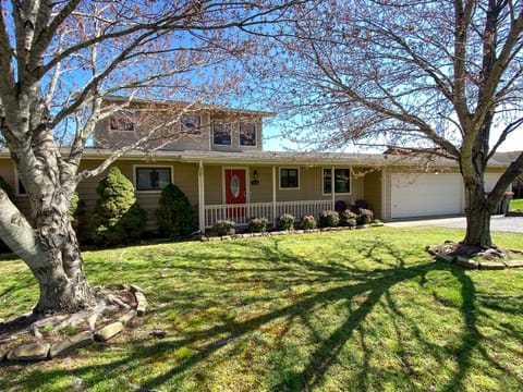 SHORE THING: Your home away from home on Beaver Lake.