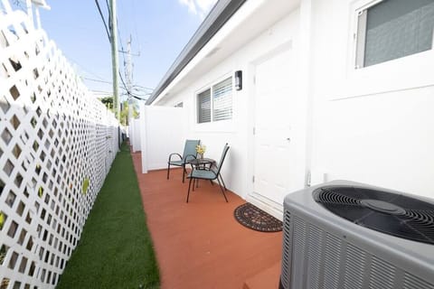 712e04cc a943 42df bb7a 342344d3b8b4