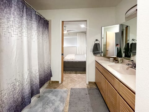 Combined shower/tub, hair dryer, towels, soap