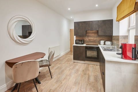 Studio Pod 1, Saltburn-by-the-Sea - Host & Stay