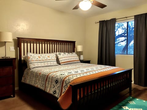 1 bedroom, desk, iron/ironing board, WiFi