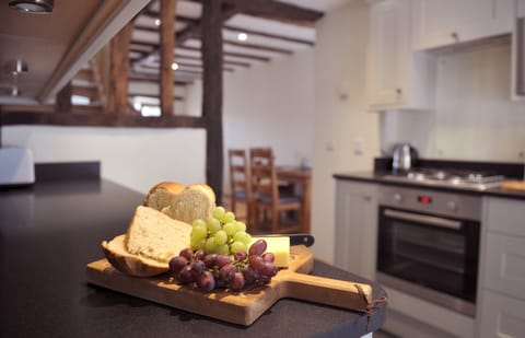 No.4 The Forge in Coniston kitchen