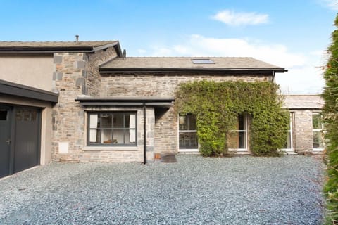 Secret Cottage Coniston external front