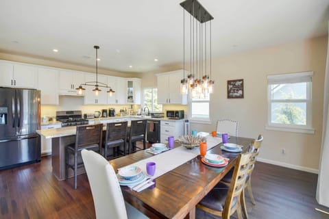 Dining Table | Dishware/Flatware | High Chair | Trash Bags/Paper Towels