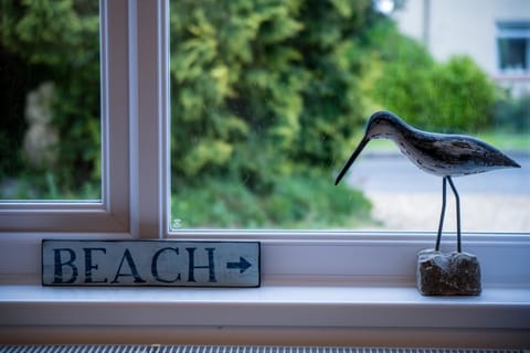 Shorelands - 1 Bedroom Apartment - Manorbier (10924)