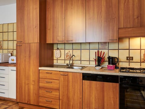 Brown, Cabinetry, Furniture, Countertop, Property, Kitchen Sink, Wood, Building, Sink, Tap