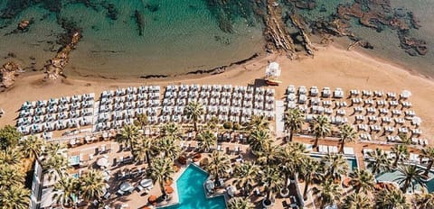 Building Exterior, Scenic View, Summer