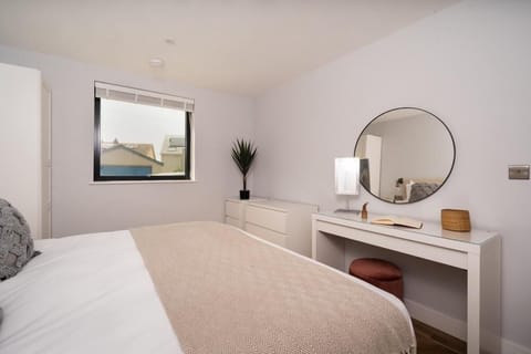 Bedroom at 2 Bol Y Maer, Bude, Cornwall, self catering with Beach Retreats.