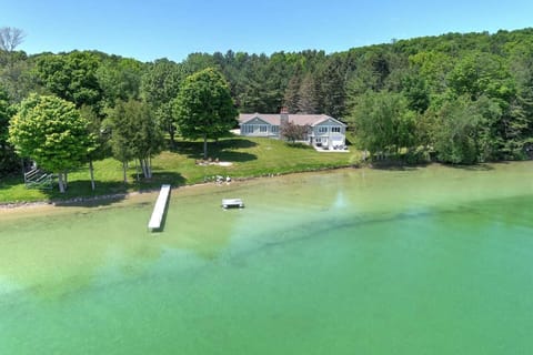 NEW Private Lake Michigan beach house on Good Harbor Bay, minutes from  Leland! - Lake Leelanau